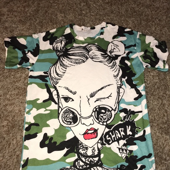 Paper Racine t-shirt - Picture 2 of 7